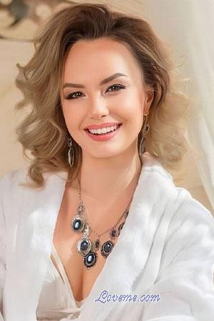 217647 - Zoryana Age: 38 - Ukraine