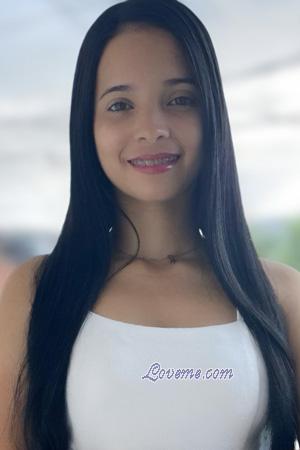 225192 - Oriana Age: 23 - Colombia